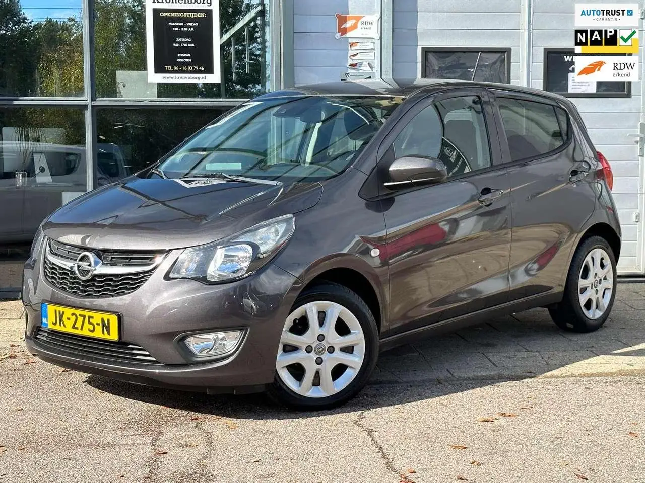 Photo 1 : Opel Karl 2016 Petrol