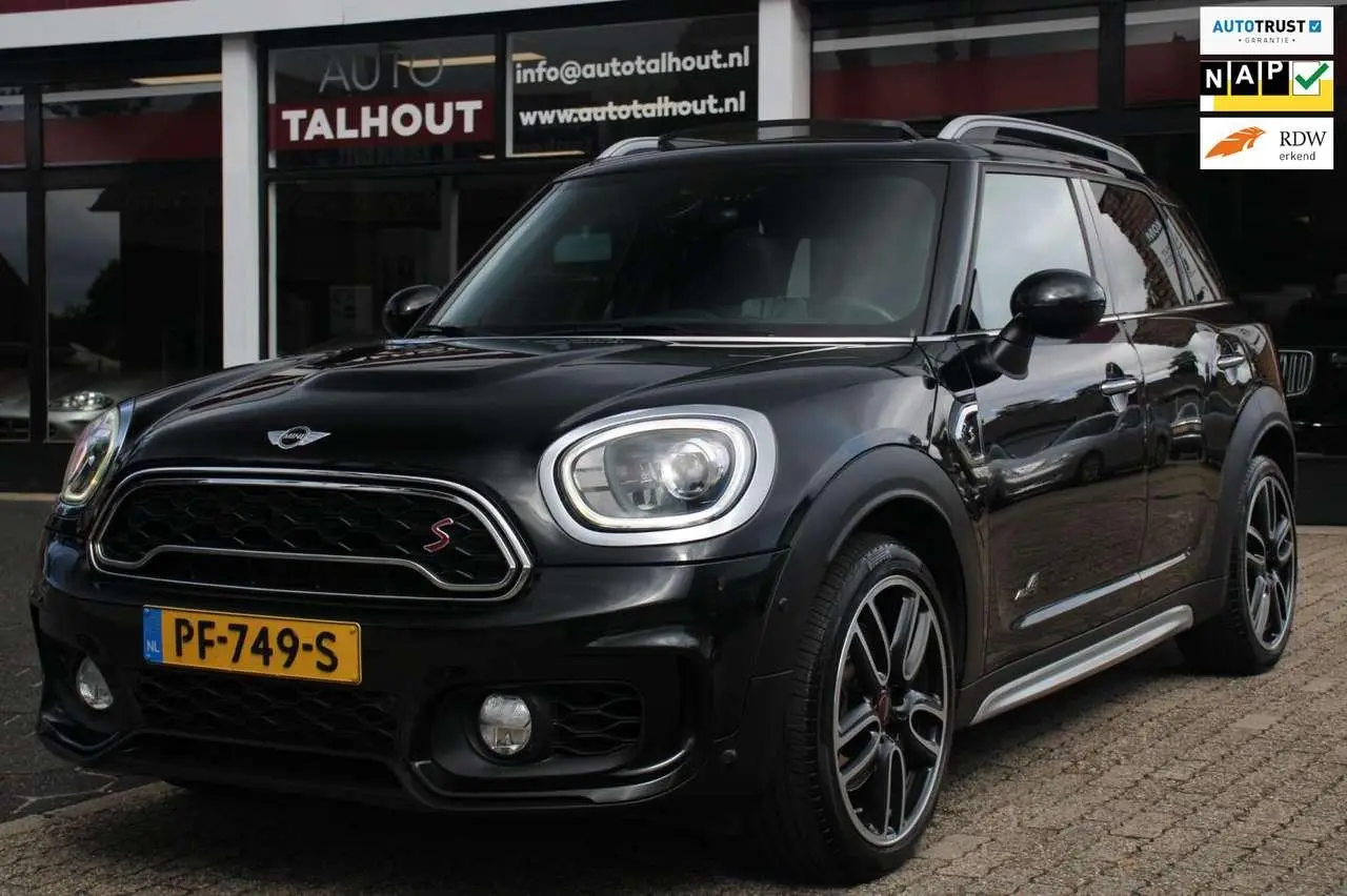 Photo 1 : Mini Cooper 2017 Petrol