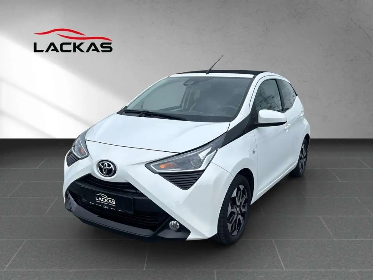 Photo 1 : Toyota Aygo 2021 Essence