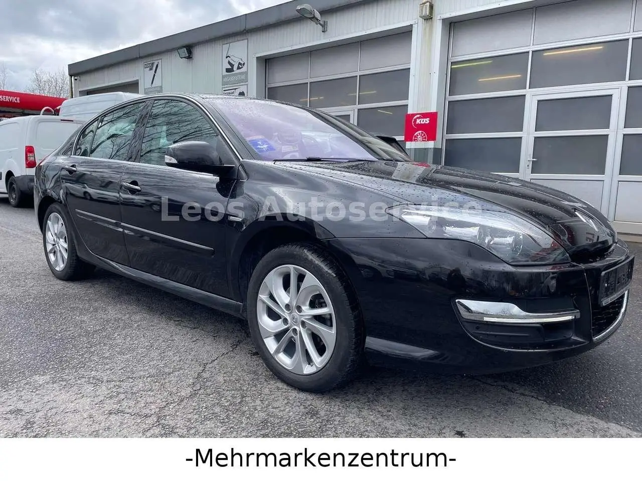 Photo 1 : Renault Laguna 2015 Essence