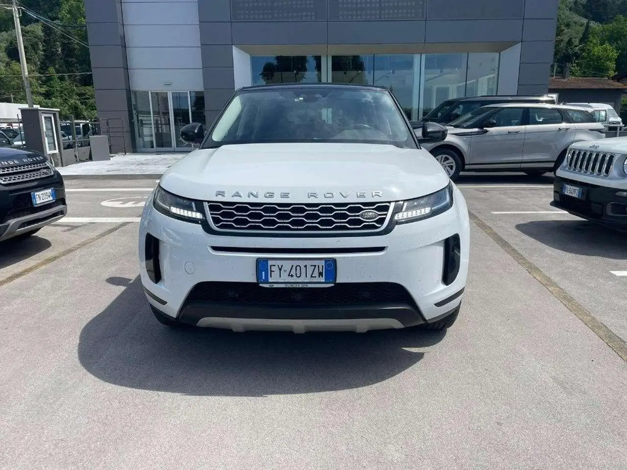 Photo 1 : Land Rover Range Rover Evoque 2019 Hybride