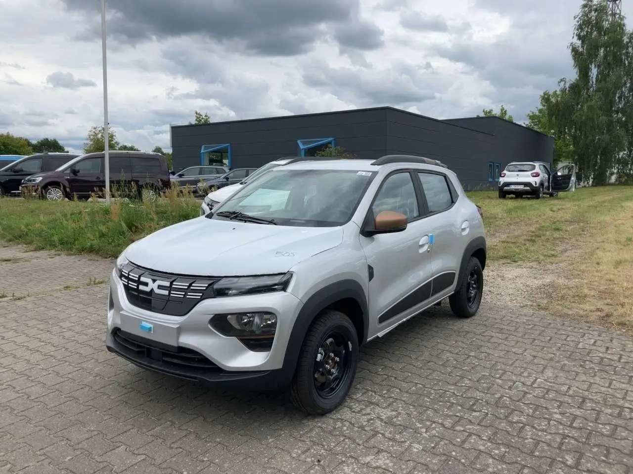 Photo 1 : Dacia Spring 2024 Electric