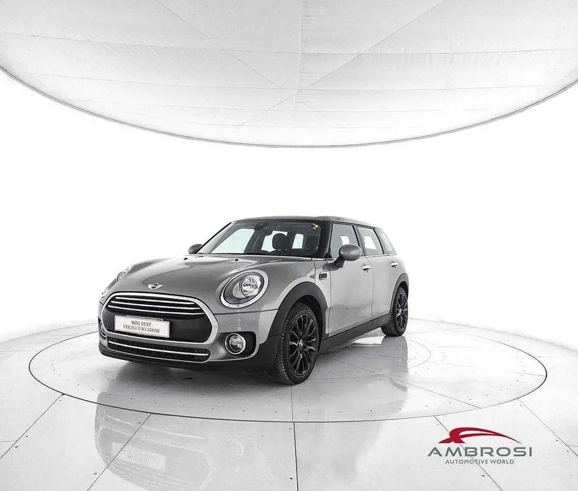 Photo 1 : Mini One 2017 Diesel