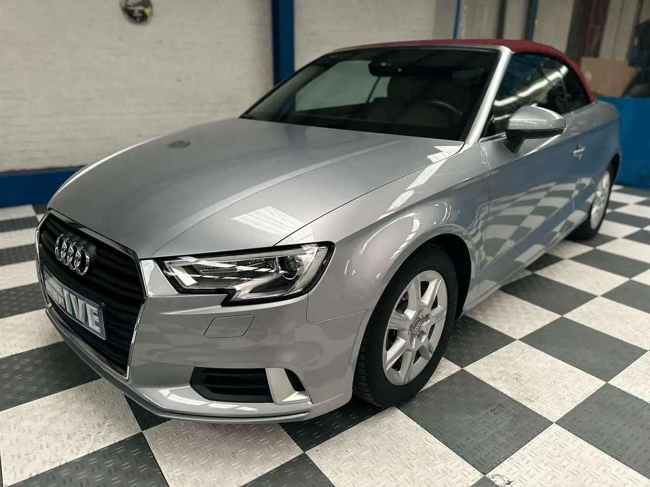 Photo 1 : Audi A3 2018 Petrol