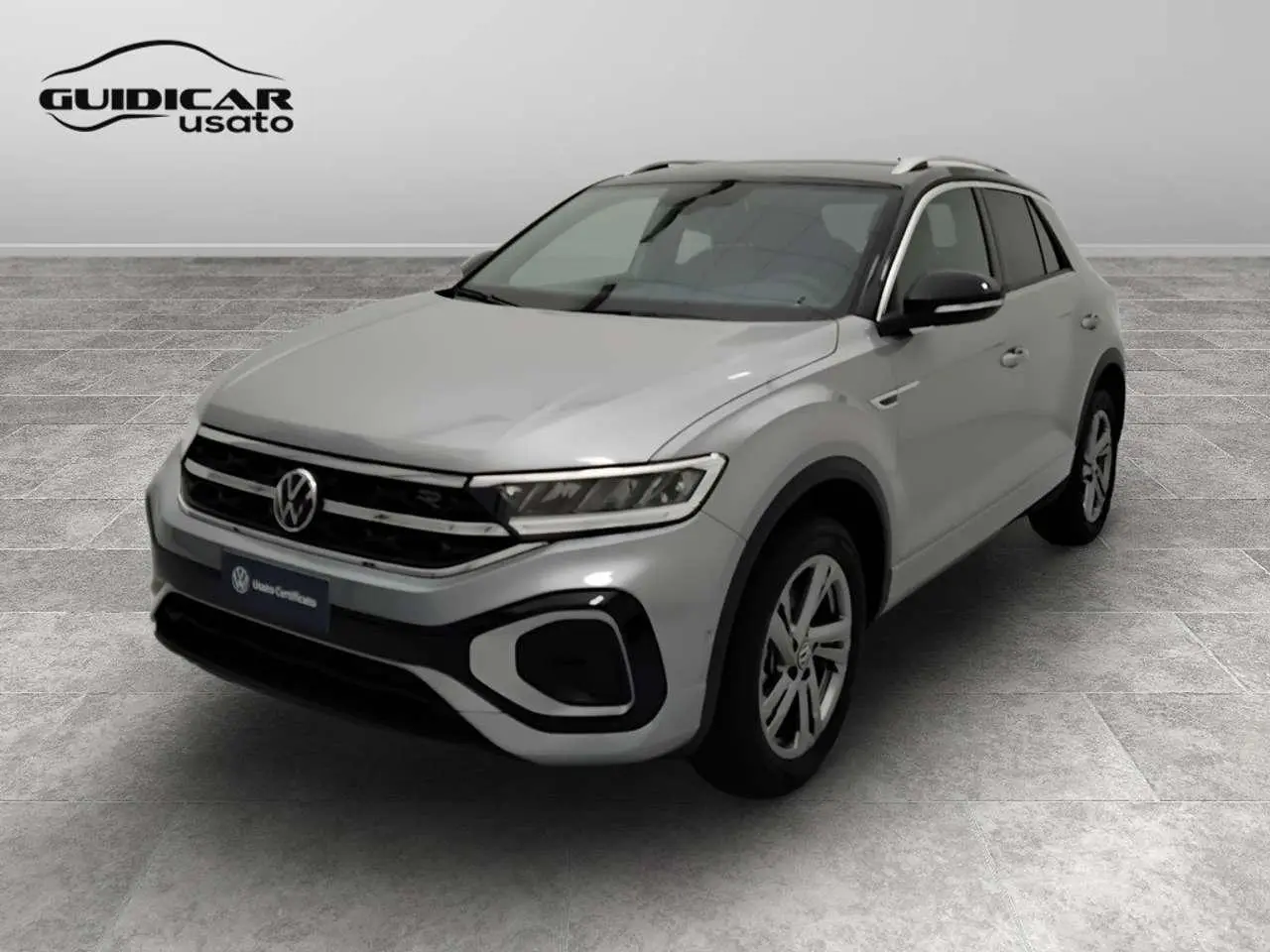 Photo 1 : Volkswagen T-roc 2024 Essence