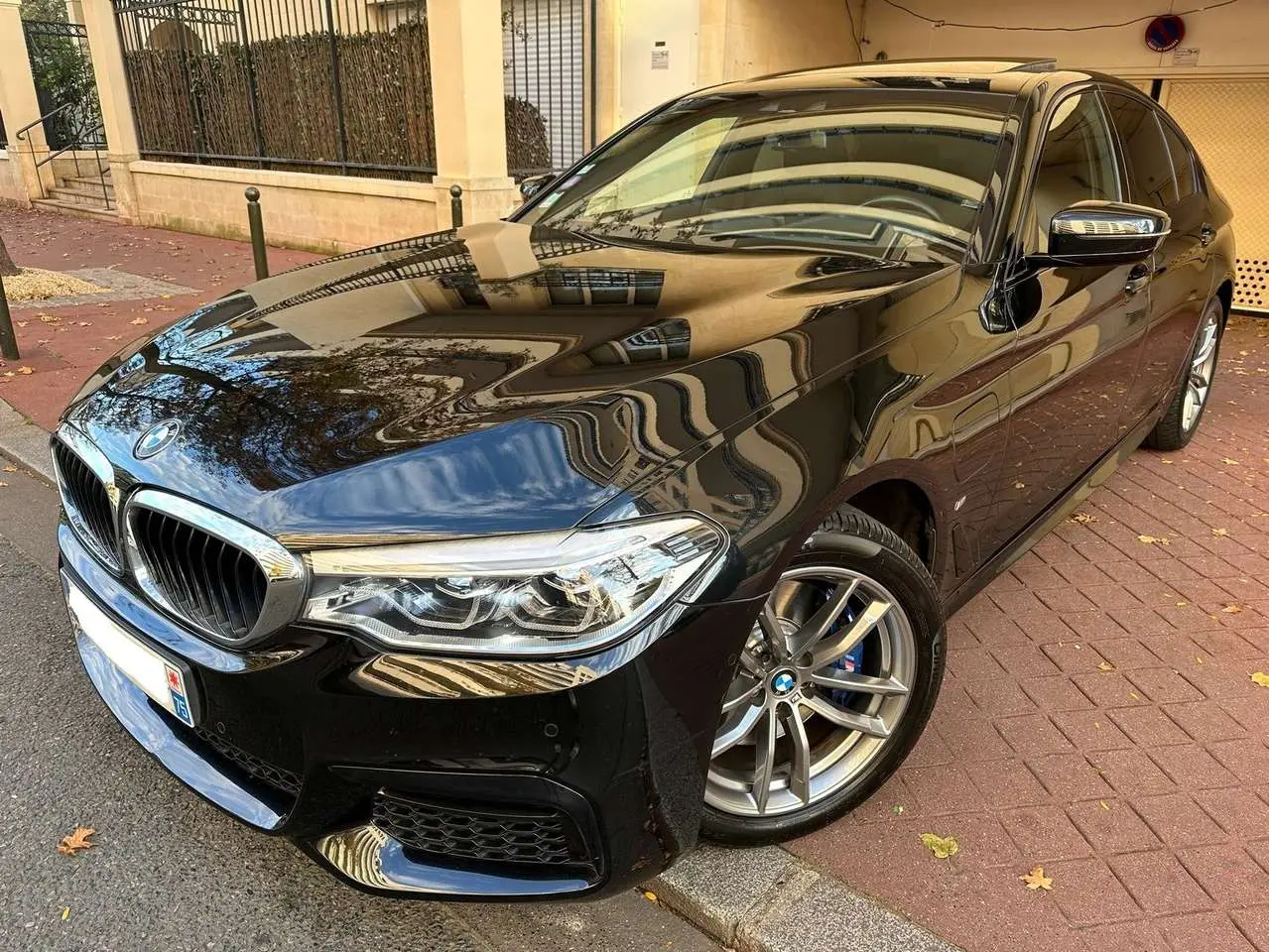 Photo 1 : Bmw Serie 5 2019 Hybride