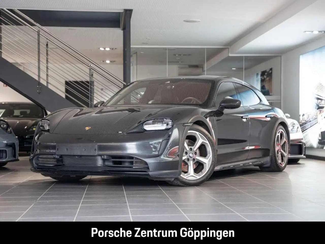 Photo 1 : Porsche Taycan 2022 Électrique