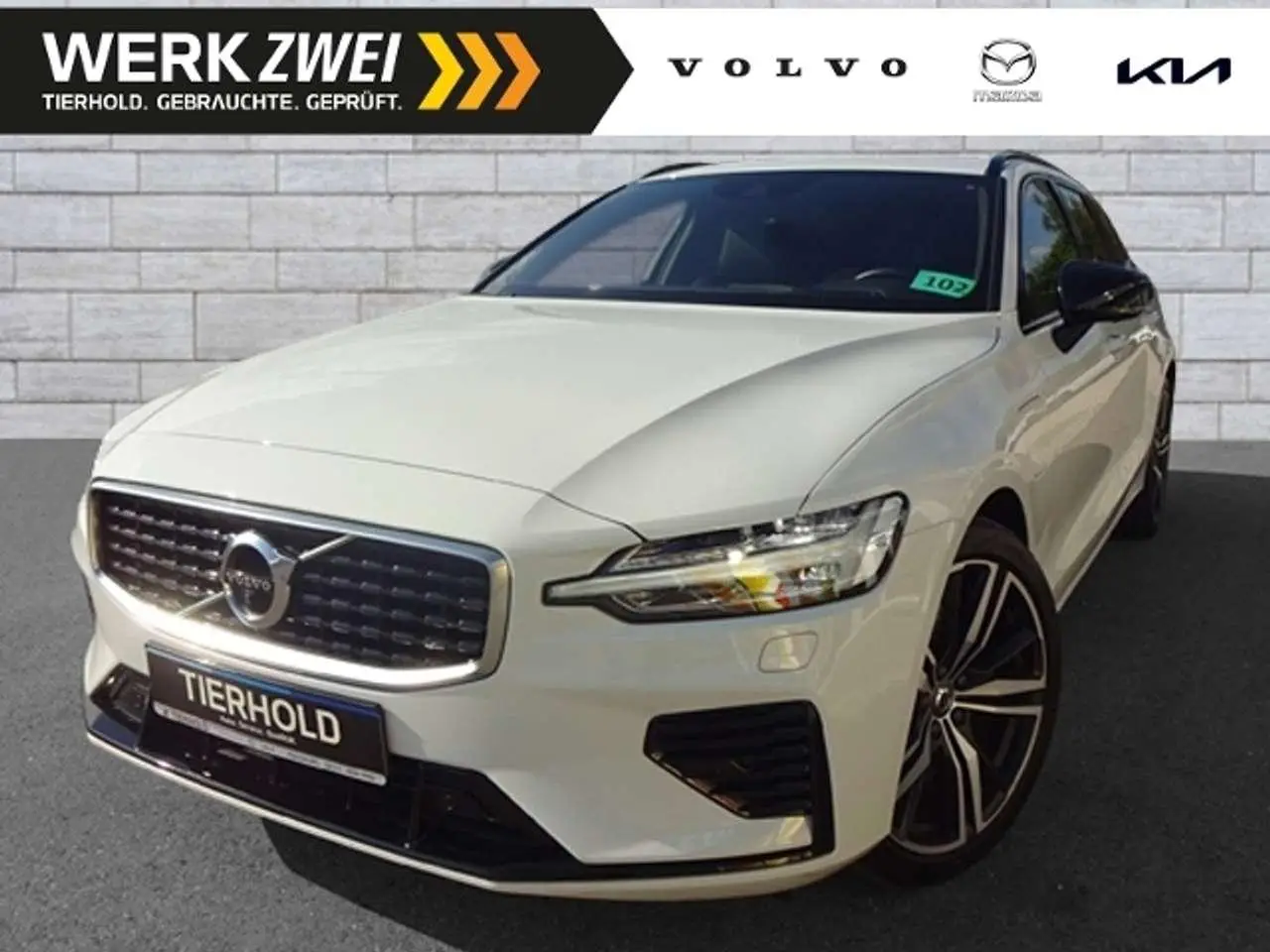 Photo 1 : Volvo V60 2020 Hybride