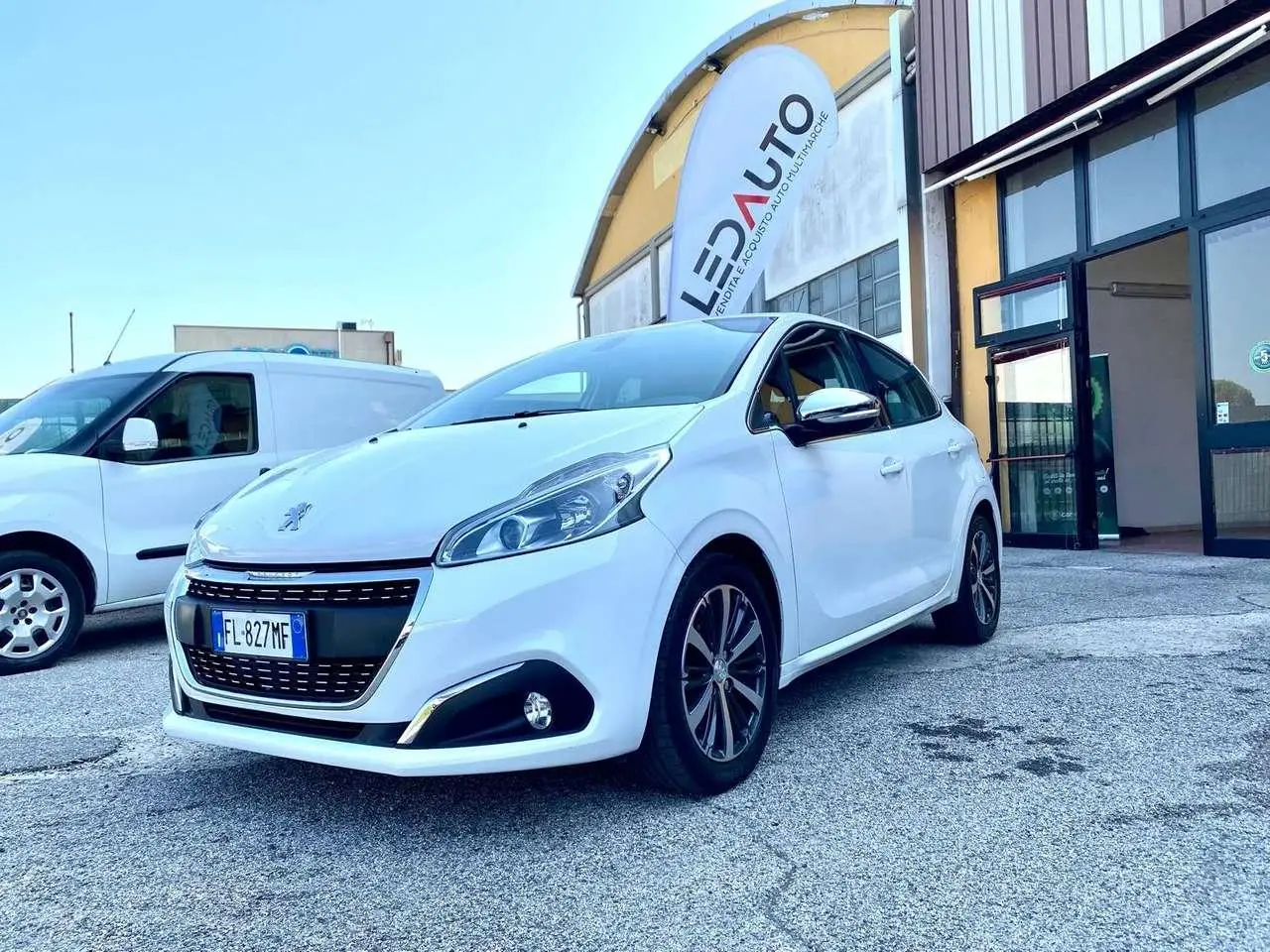 Photo 1 : Peugeot 208 2018 Diesel