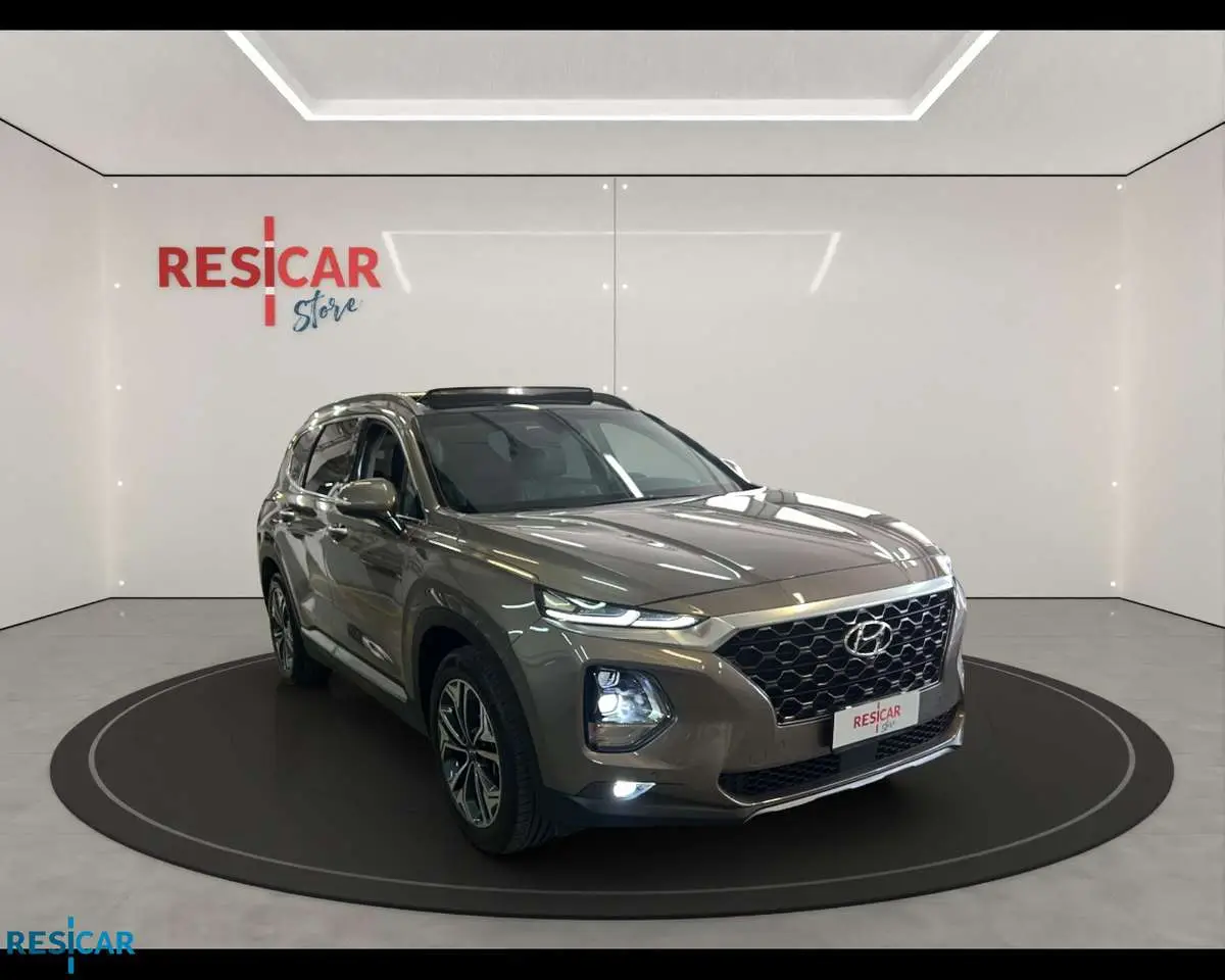 Photo 1 : Hyundai Santa Fe 2019 Diesel