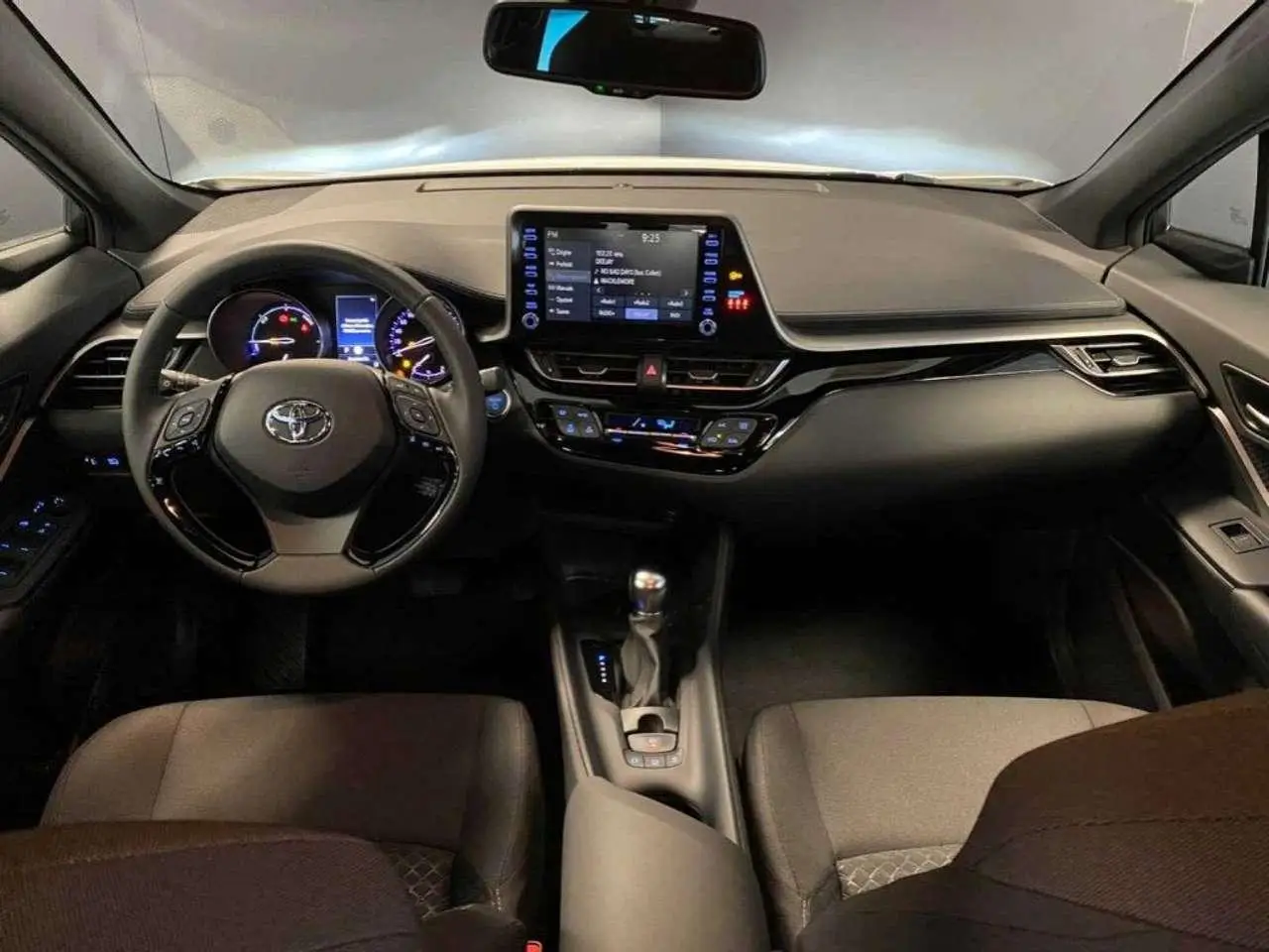 Photo 1 : Toyota C-hr 2023 Hybrid