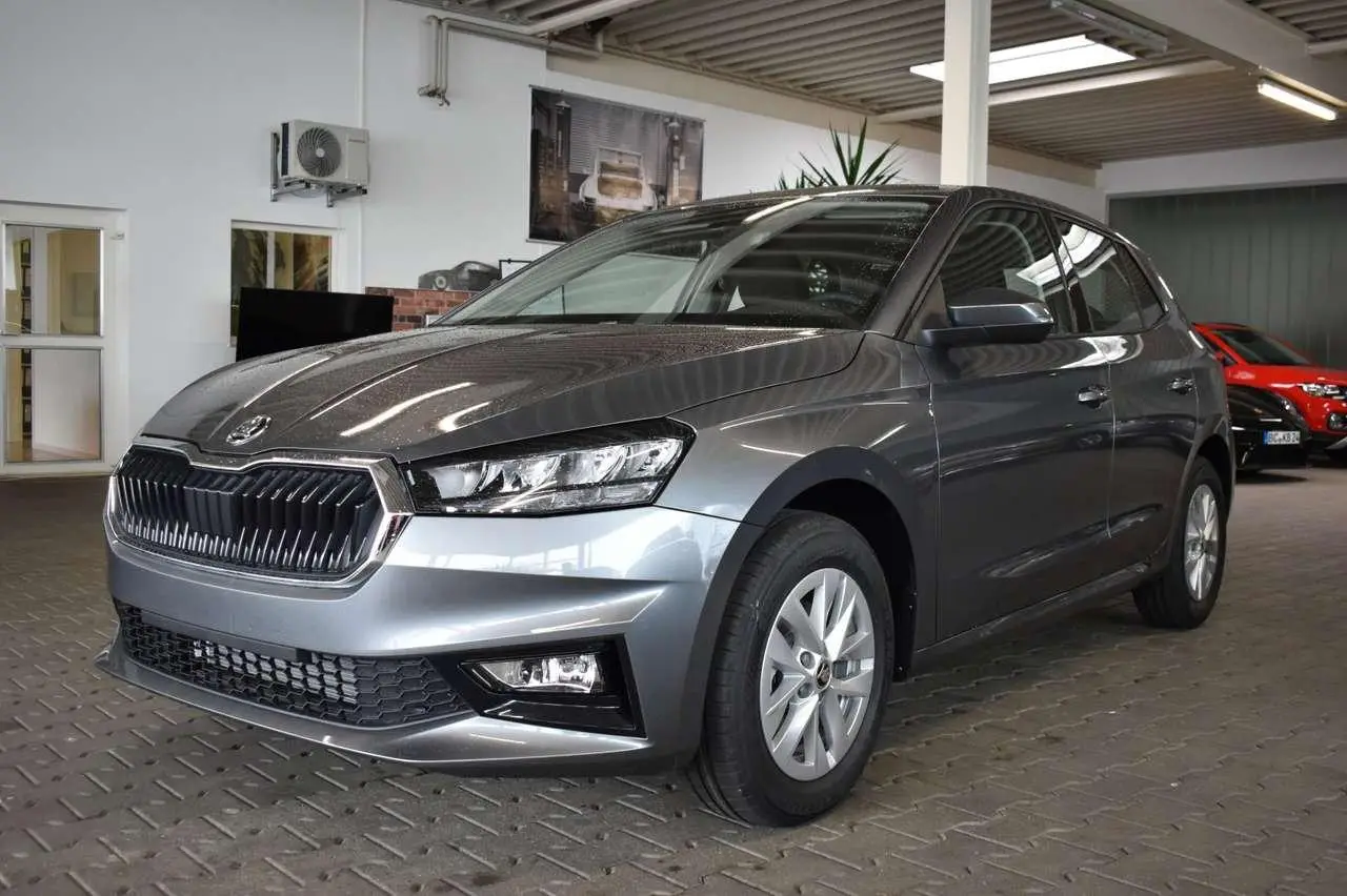 Photo 1 : Skoda Fabia 2024 Petrol