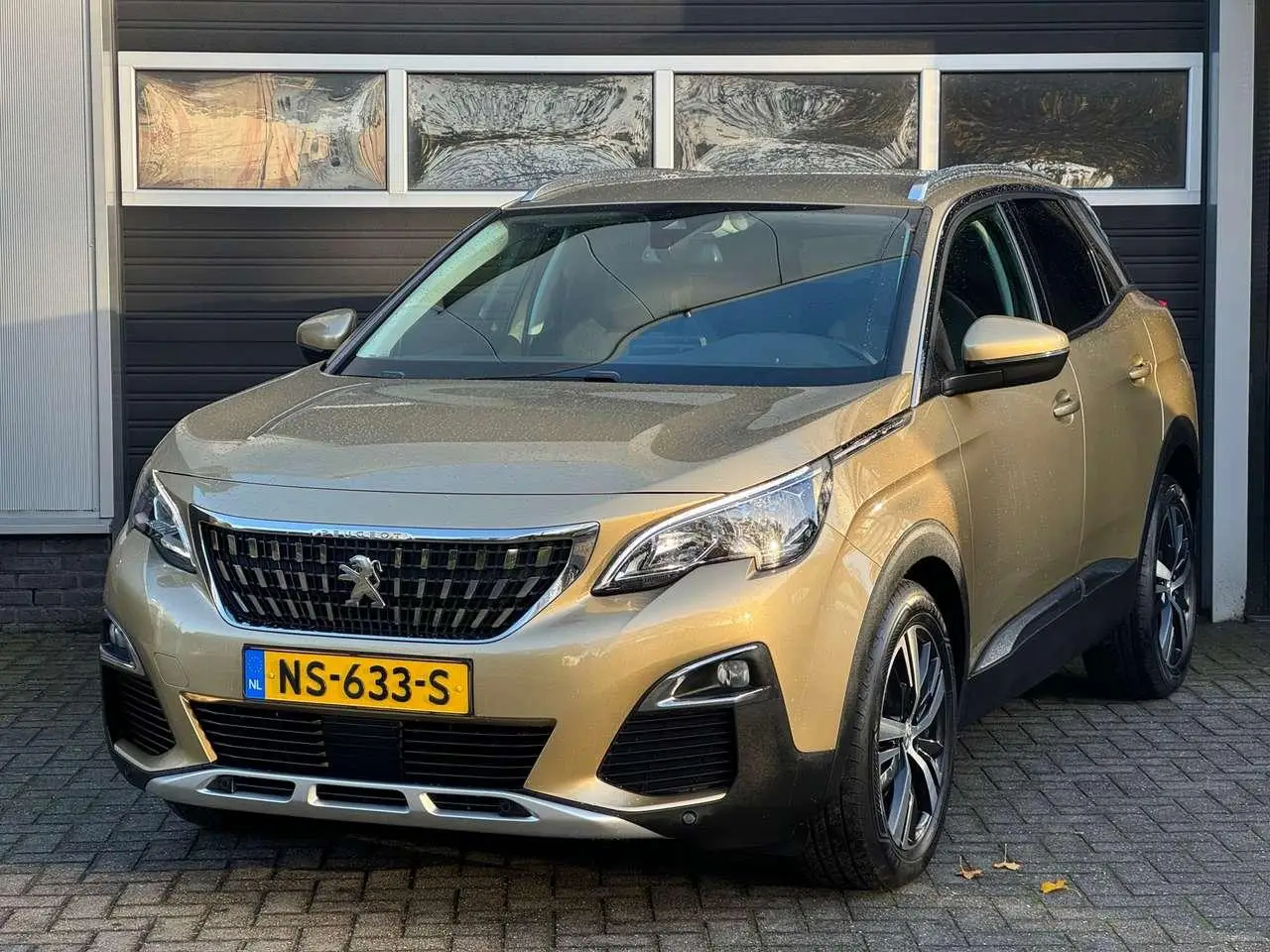 Photo 1 : Peugeot 3008 2017 Petrol