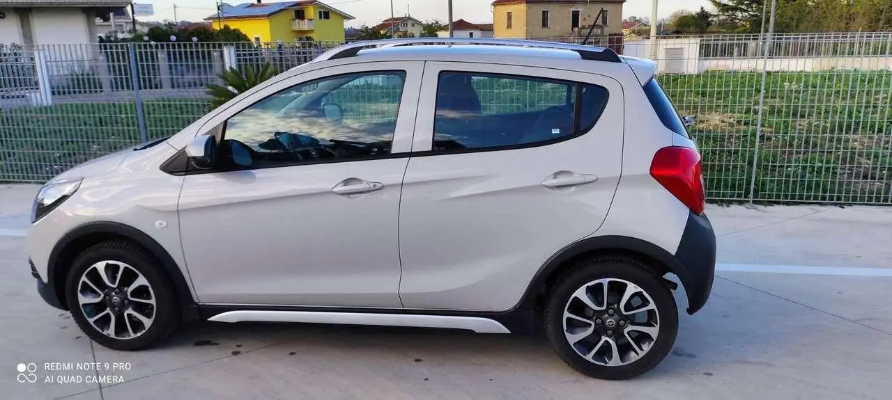 Photo 1 : Opel Karl 2019 Petrol