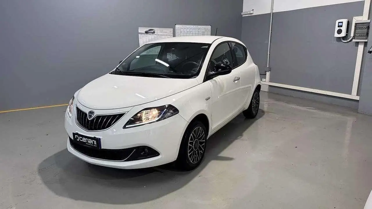 Photo 1 : Lancia Ypsilon 2024 Hybride