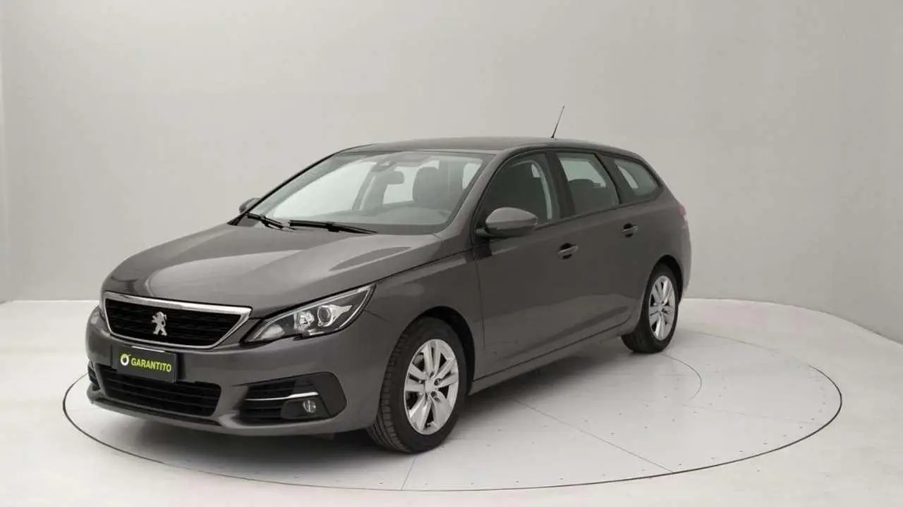 Photo 1 : Peugeot 308 2020 Diesel