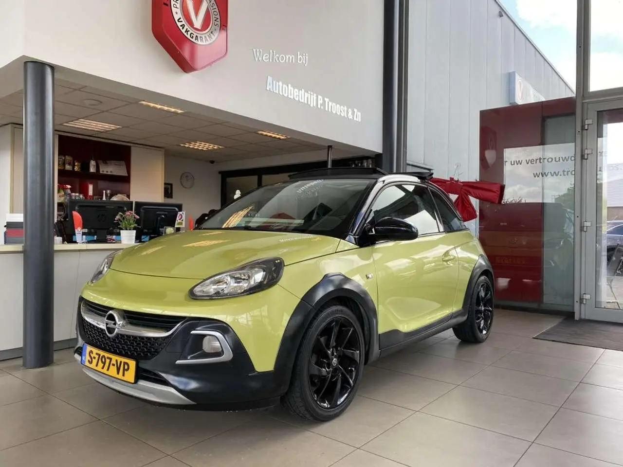 Photo 1 : Opel Adam 2015 Essence