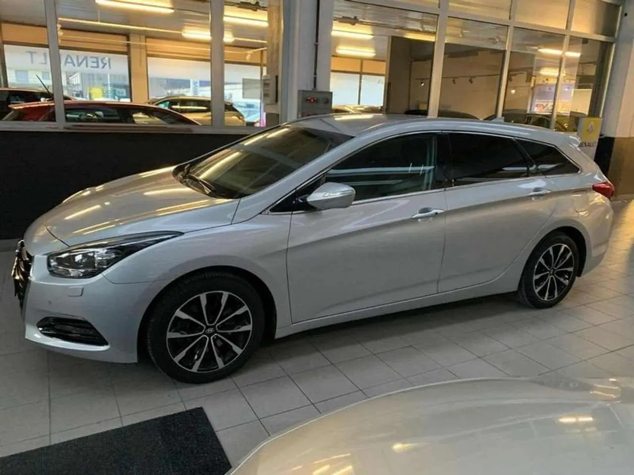 Photo 1 : Hyundai I40 2016 Diesel