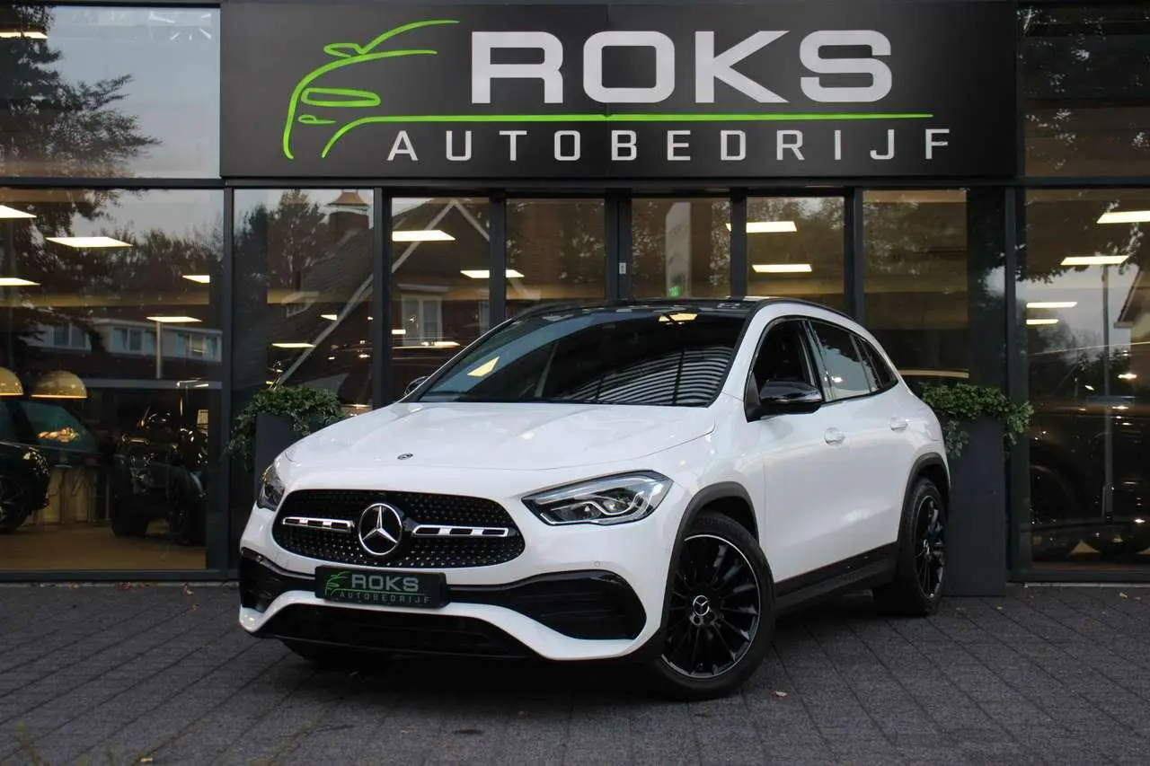 Photo 1 : Mercedes-benz Classe Gla 2020 Petrol