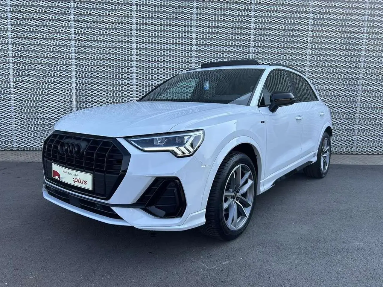 Photo 1 : Audi Q3 2023 Diesel