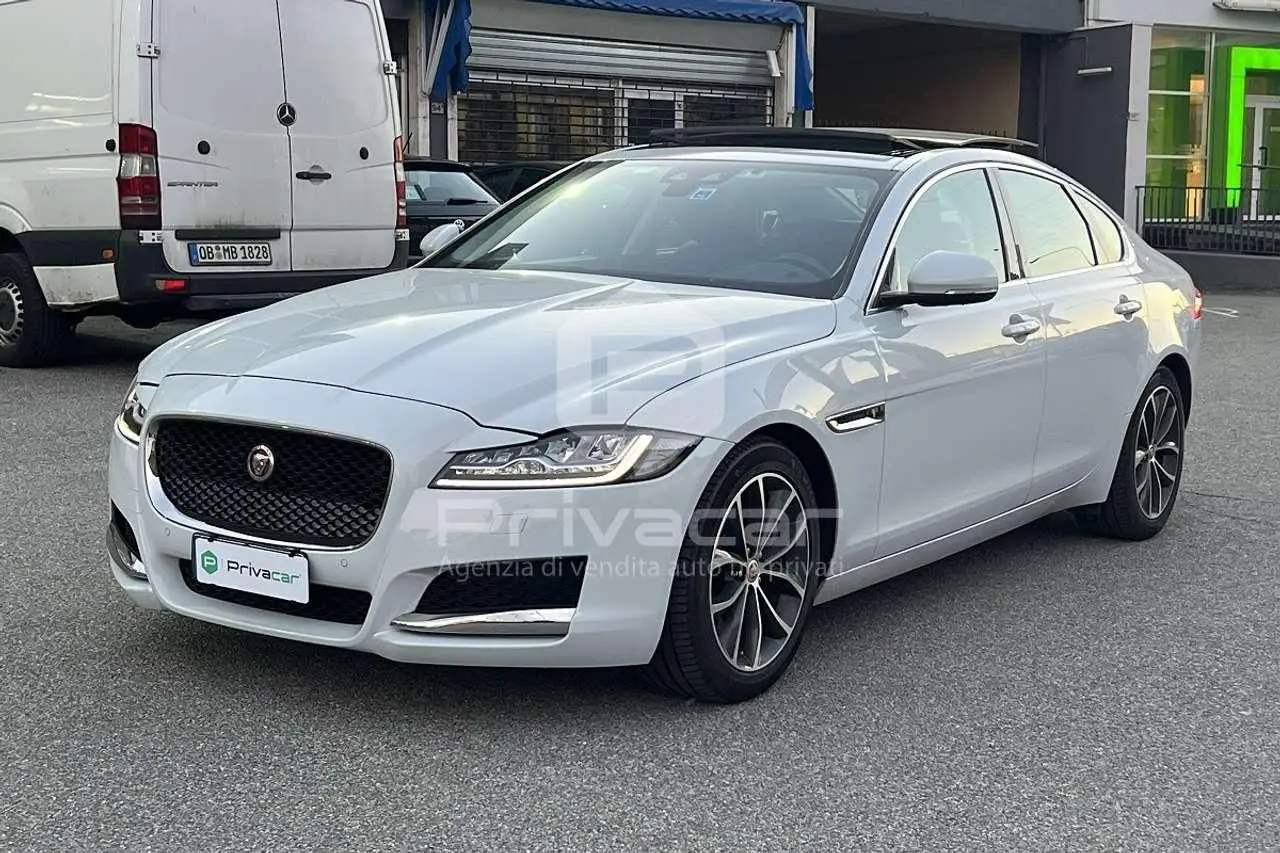 Photo 1 : Jaguar Xf 2015 Diesel