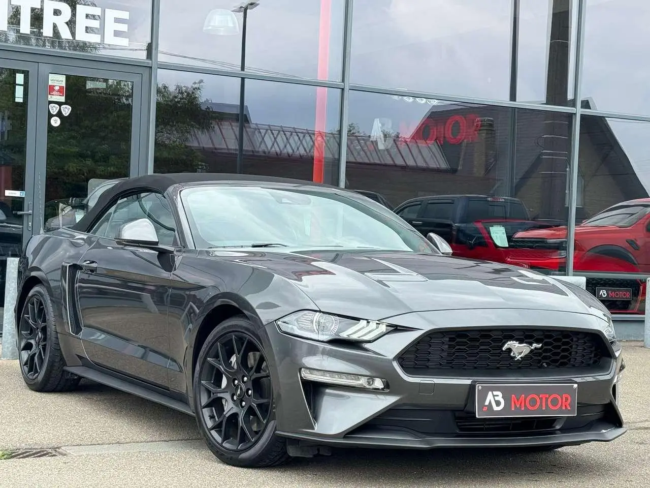 Photo 1 : Ford Mustang 2019 Essence