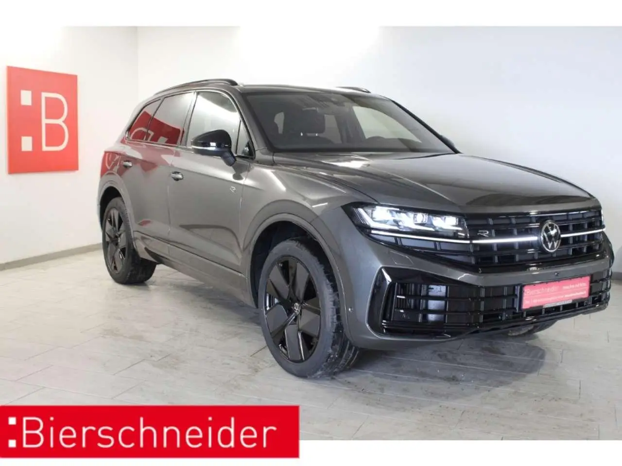 Photo 1 : Volkswagen Touareg 2024 Hybrid