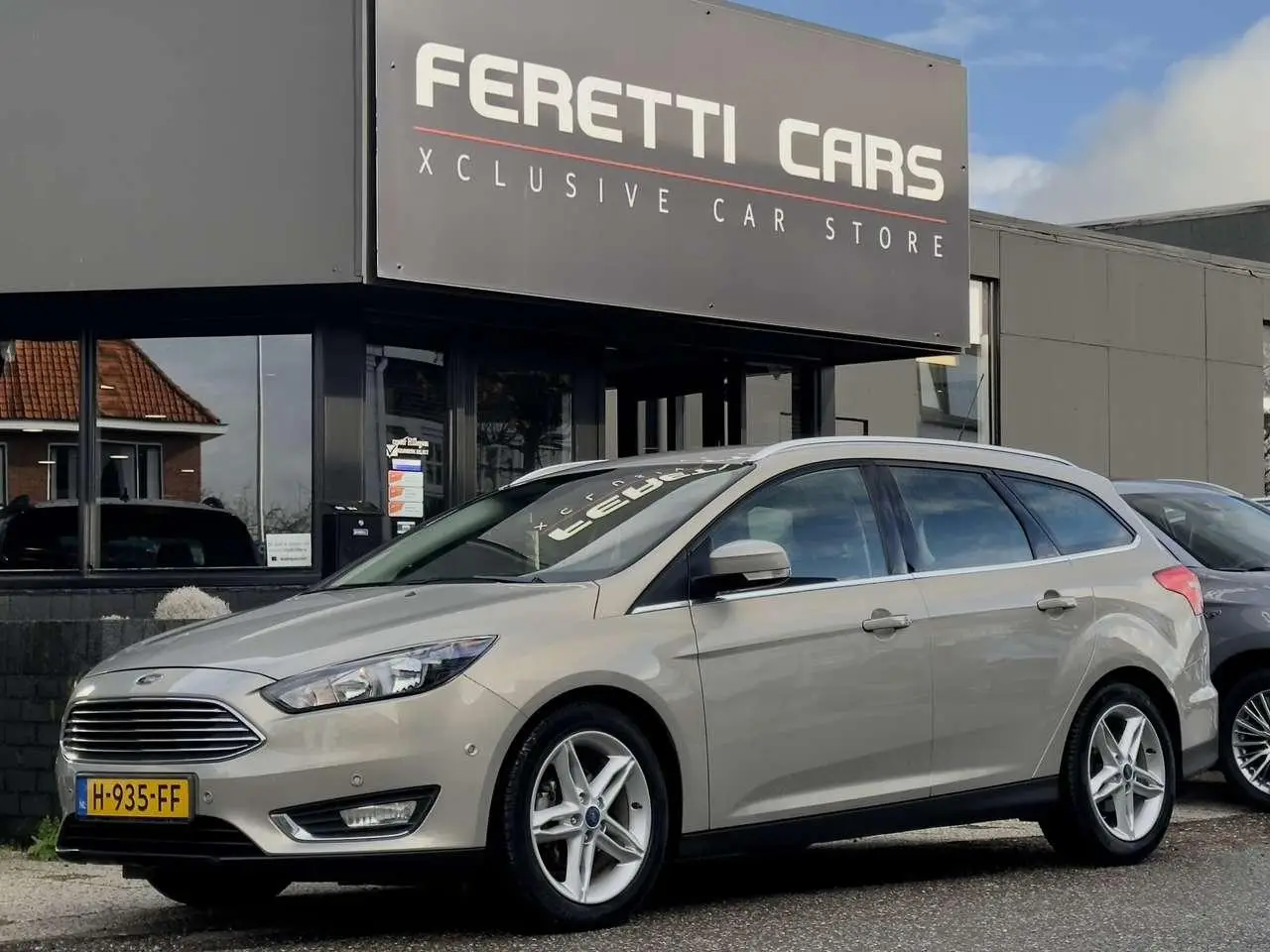 Photo 1 : Ford Focus 2015 Petrol