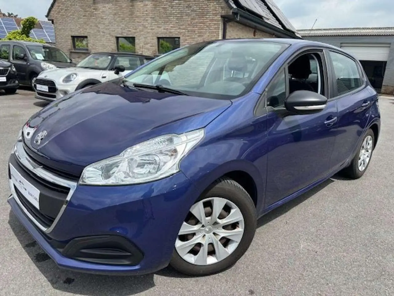 Photo 1 : Peugeot 208 2018 Petrol