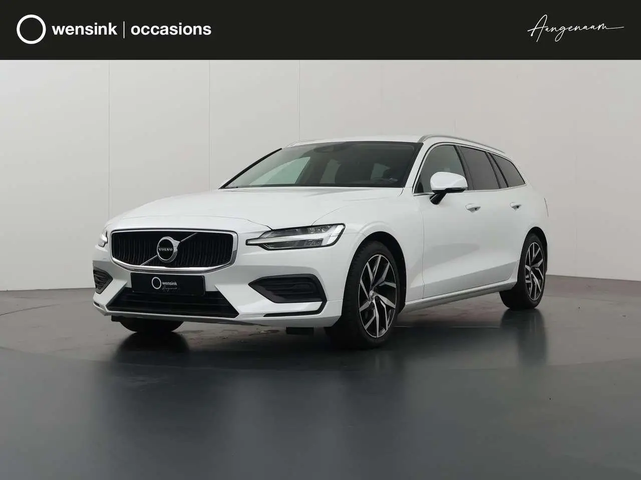 Photo 1 : Volvo V60 2019 Essence