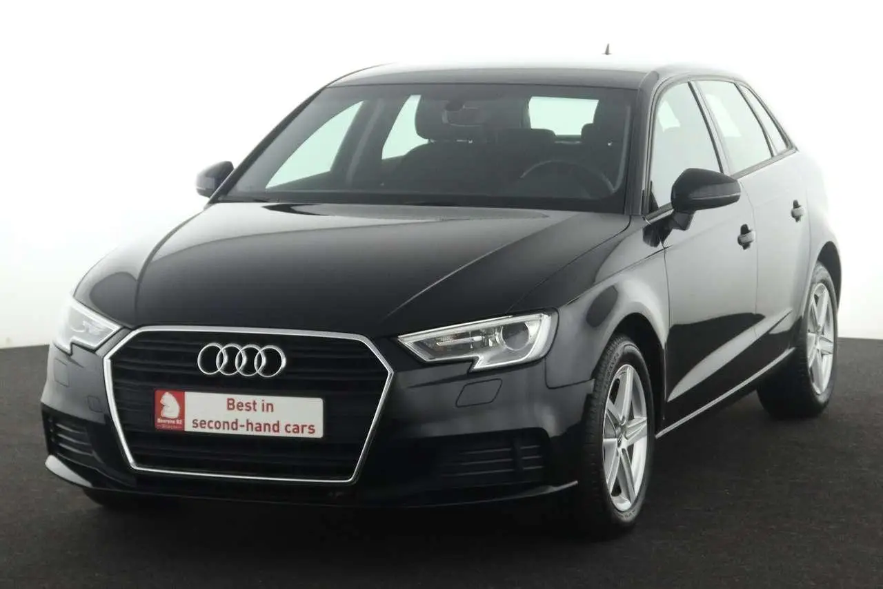 Photo 1 : Audi A3 2020 Diesel