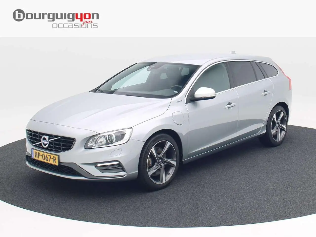 Photo 1 : Volvo V60 2015 Hybride