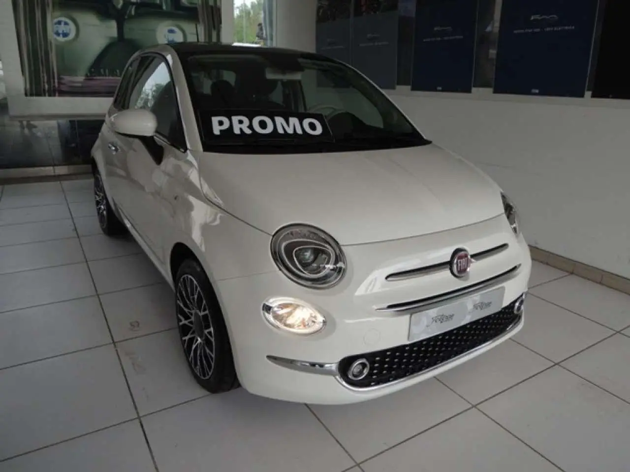 Photo 1 : Fiat 500 2023 Hybrid