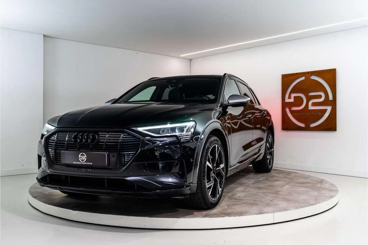 Photo 1 : Audi E-tron 2020 Electric