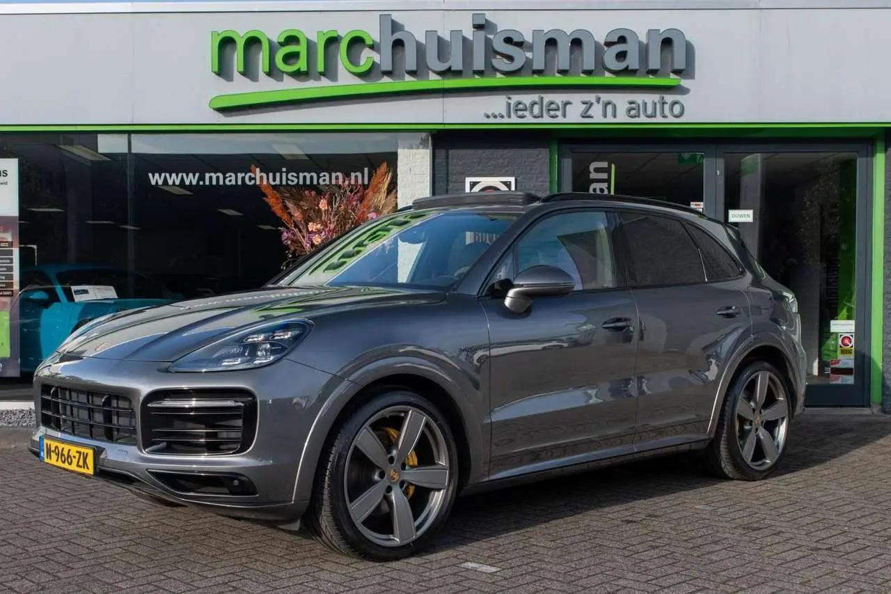 Photo 1 : Porsche Cayenne 2020 Hybride