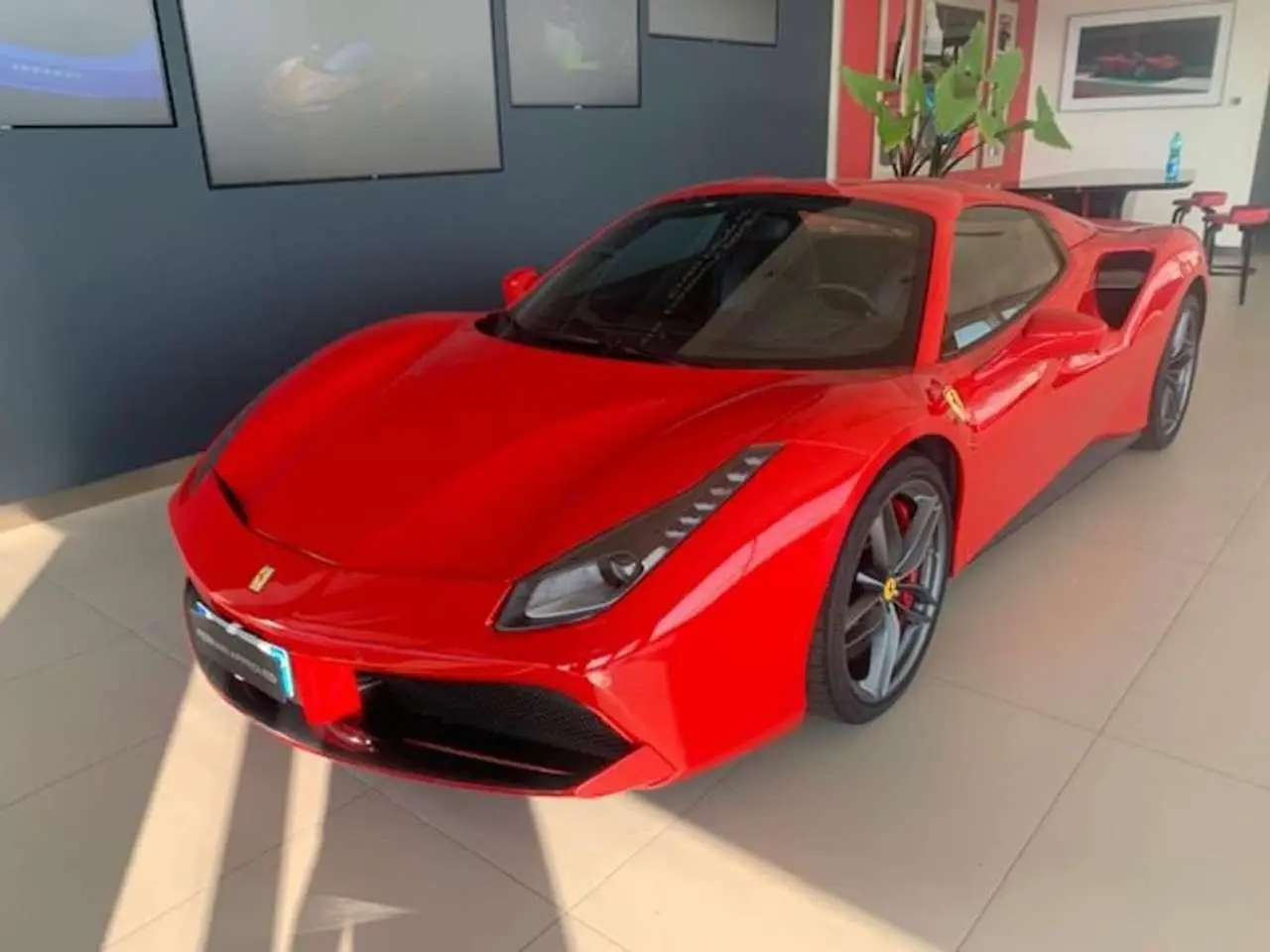 Photo 1 : Ferrari 488 2016 Petrol