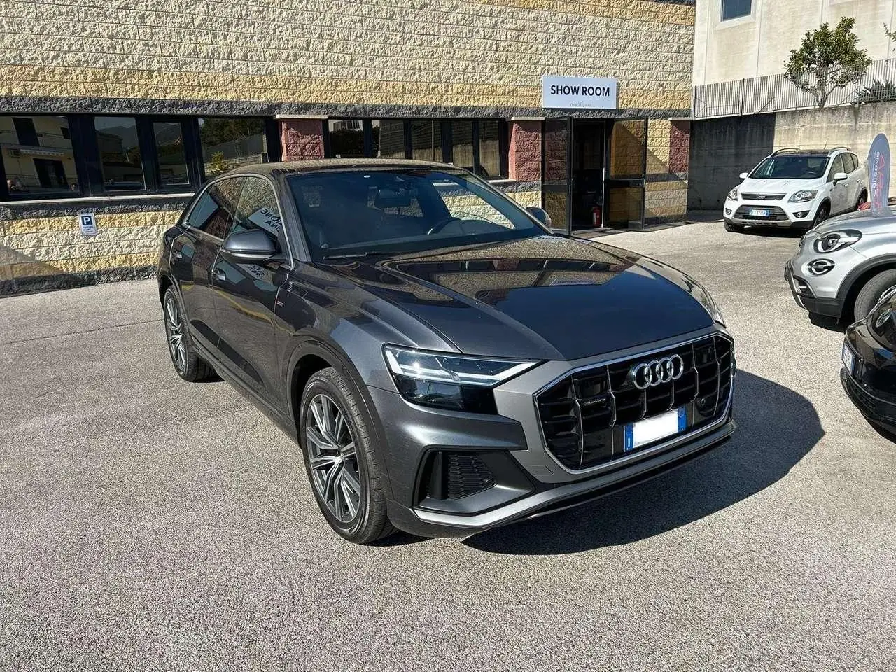 Photo 1 : Audi Q8 2019 Hybride