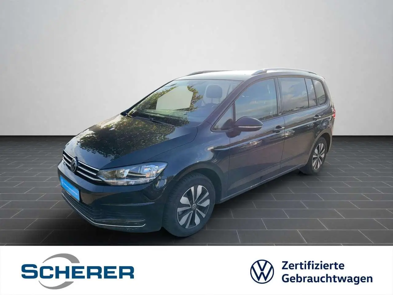 Photo 1 : Volkswagen Touran 2024 Petrol