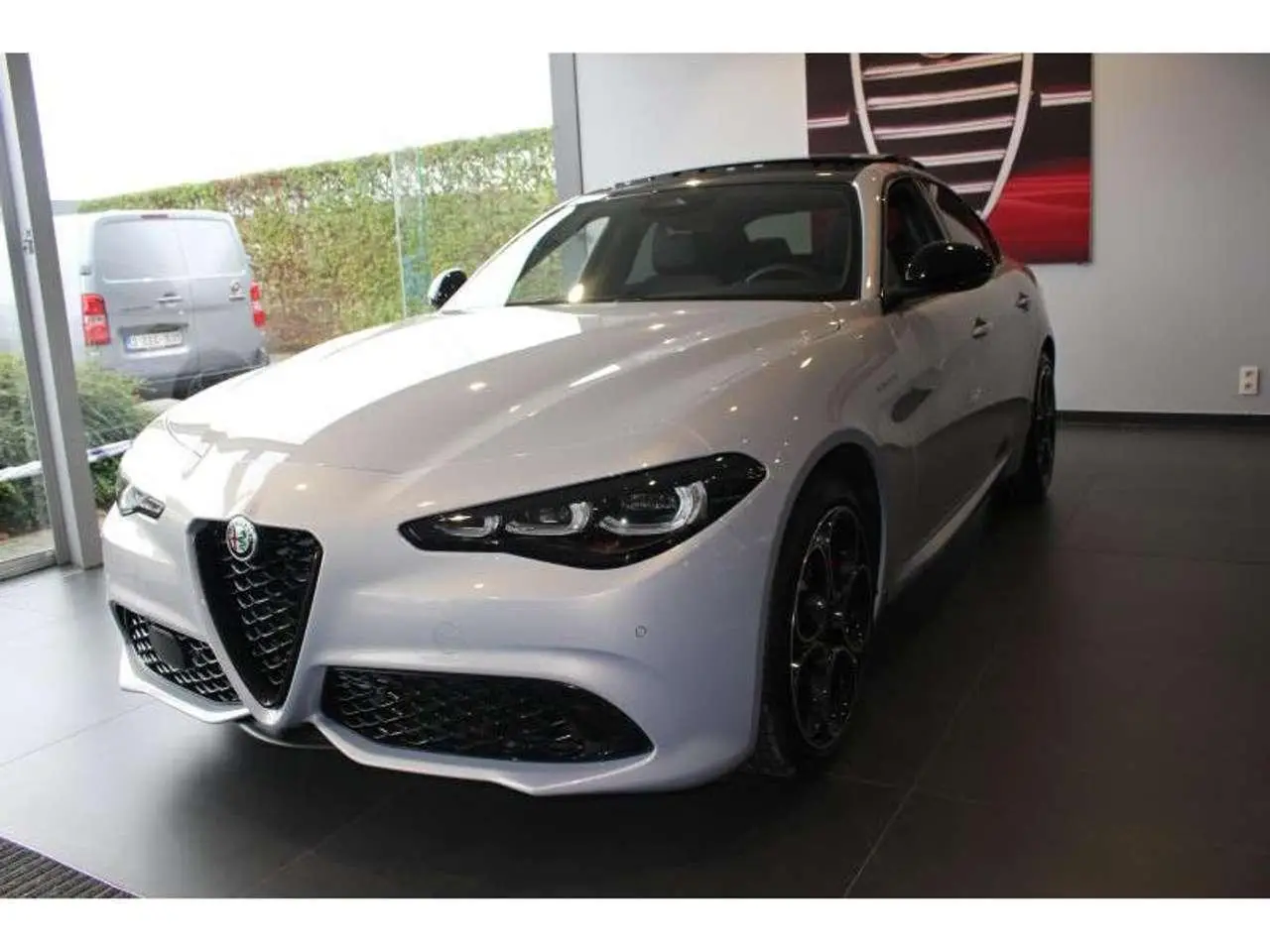 Photo 1 : Alfa Romeo Giulia 2024 Petrol