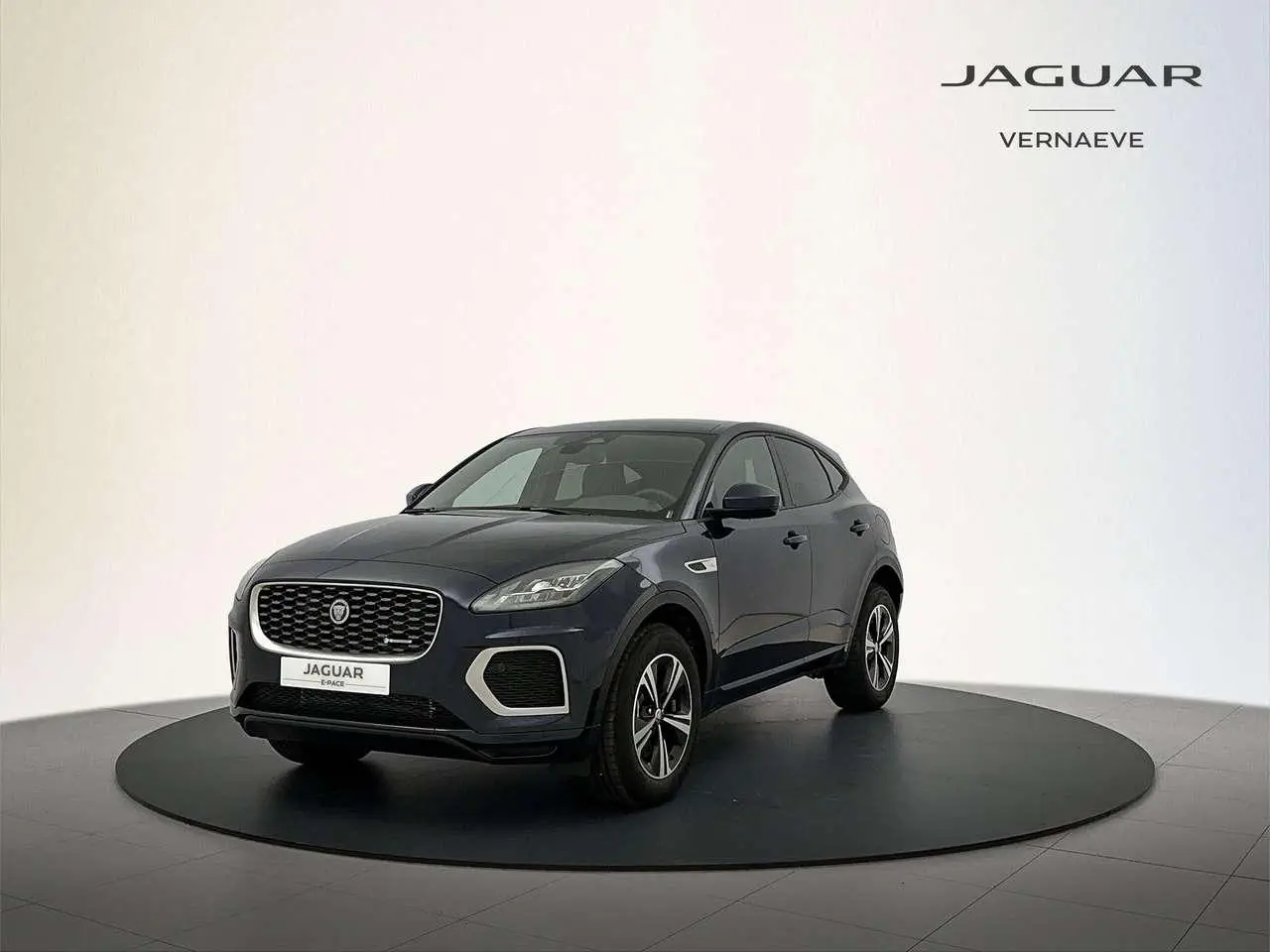 Photo 1 : Jaguar E-pace 2023 Hybrid