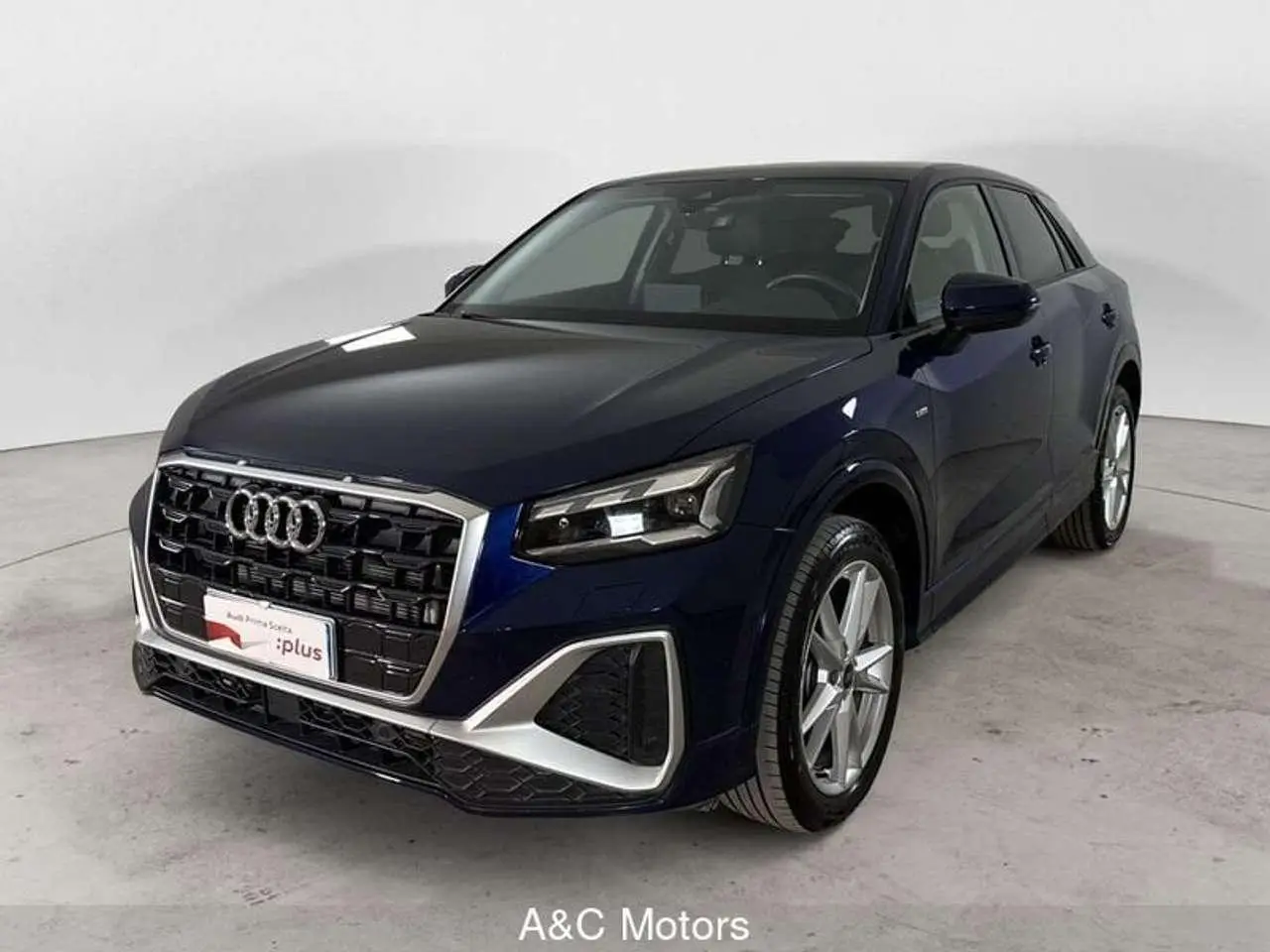 Photo 1 : Audi Q2 2023 Diesel