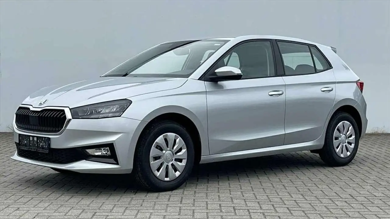 Photo 1 : Skoda Fabia 2024 Essence