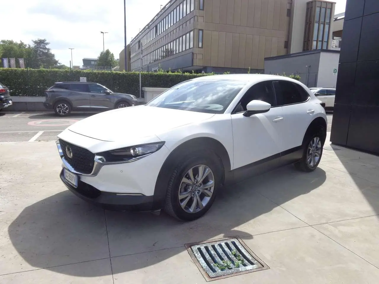 Photo 1 : Mazda Cx-30 2021 Hybride