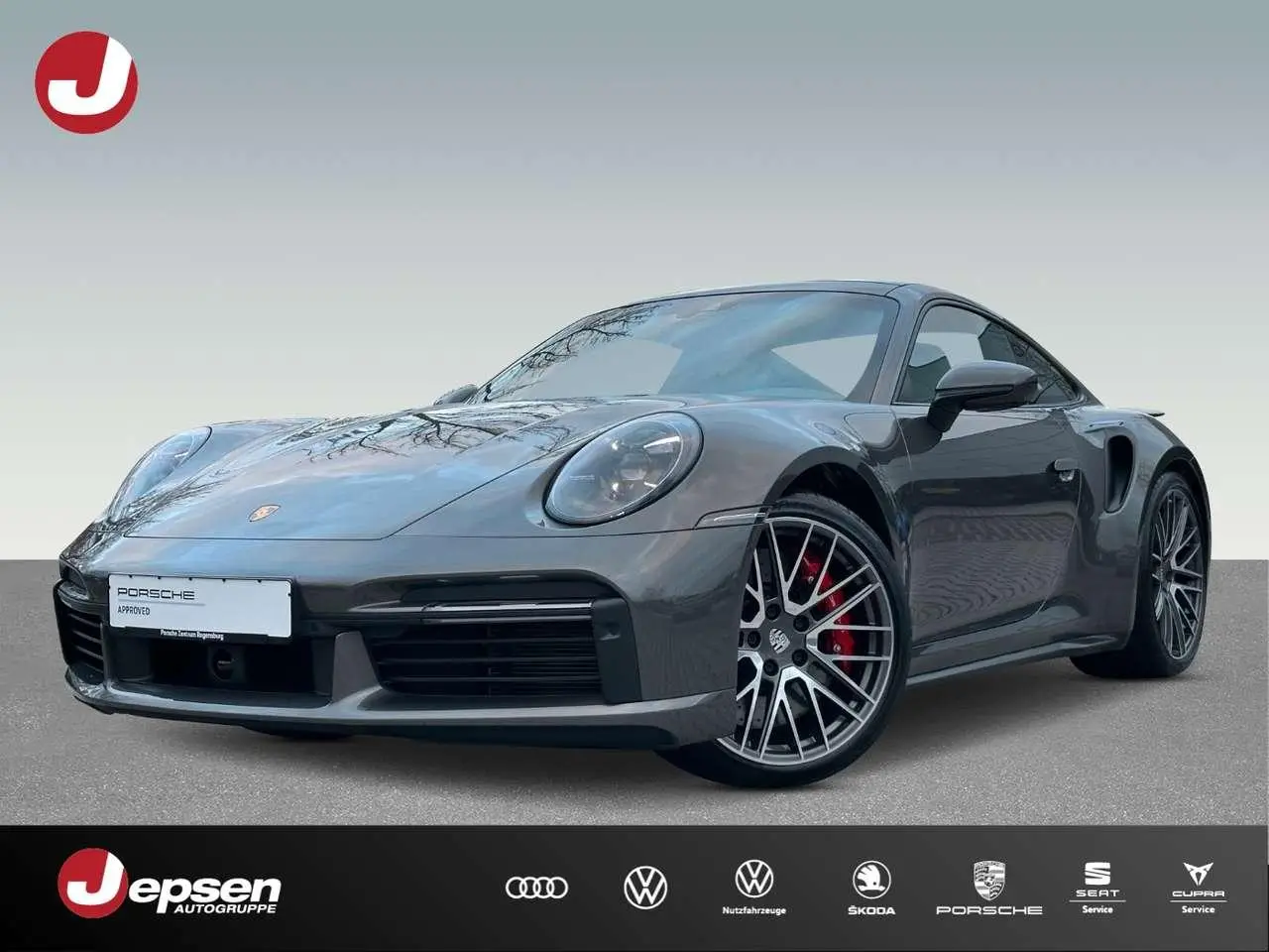 Photo 1 : Porsche 992 2022 Essence