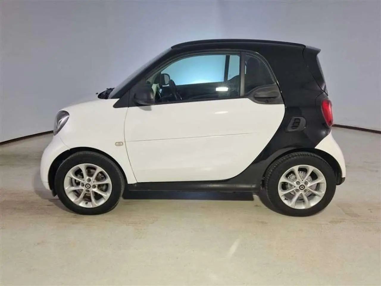 Photo 1 : Smart Fortwo 2018 Essence