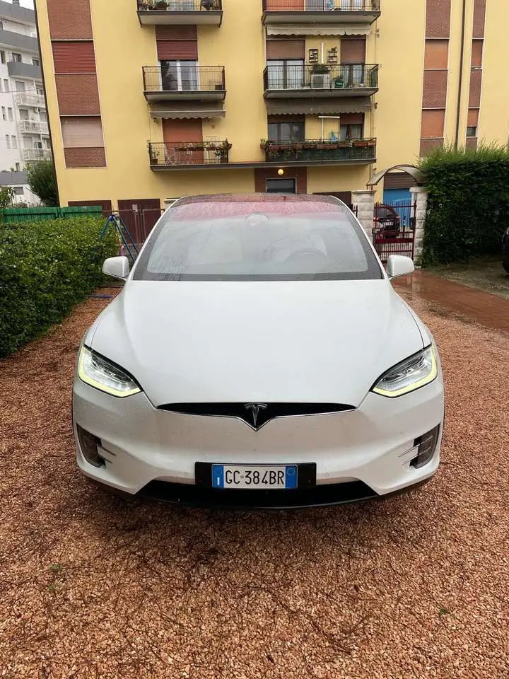 Photo 1 : Tesla Model X 2020 Électrique