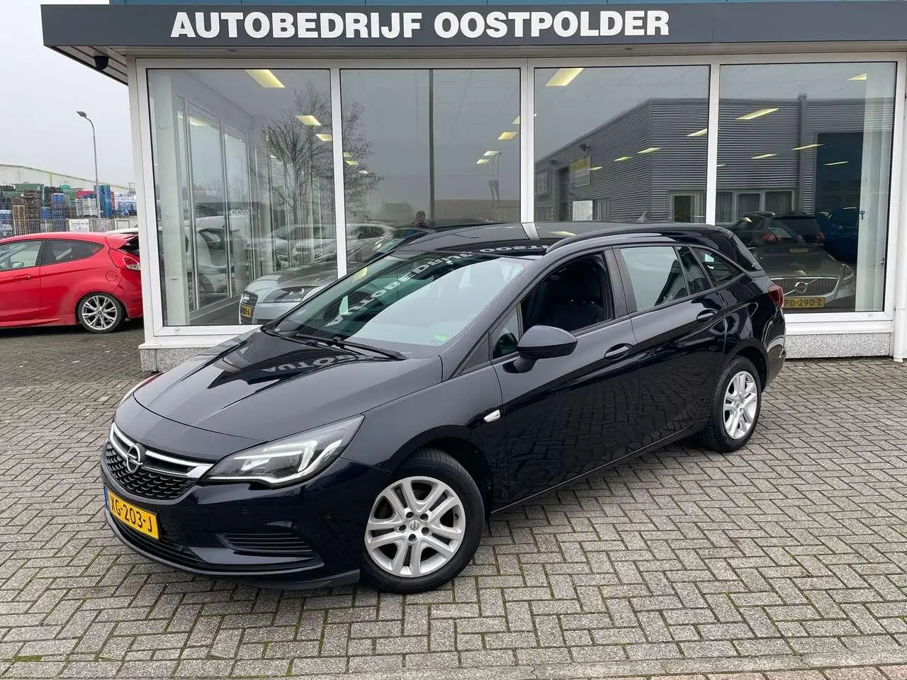 Photo 1 : Opel Astra 2018 Petrol