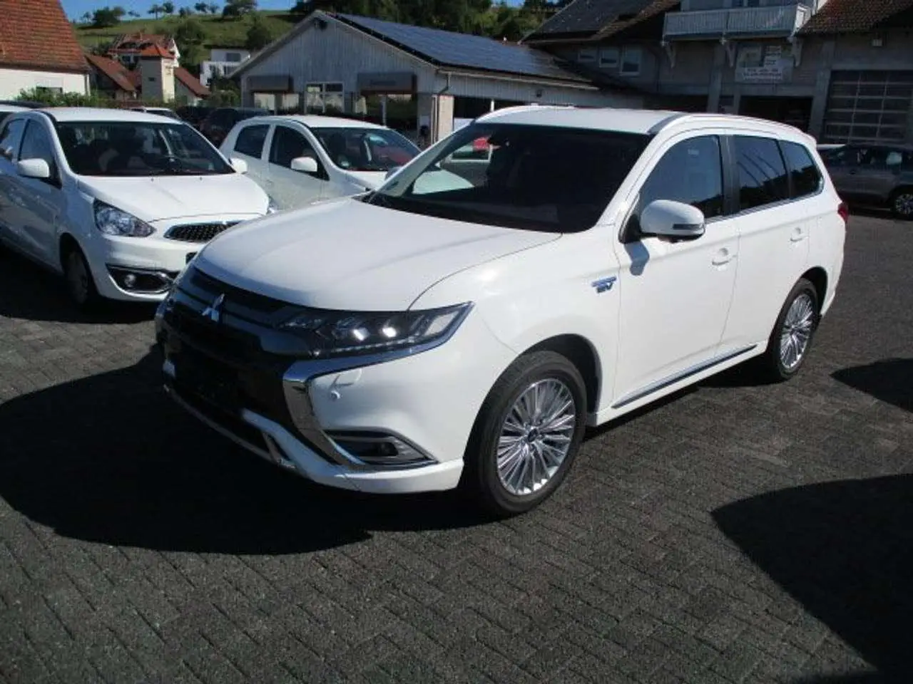 Photo 1 : Mitsubishi Outlander 2020 Hybrid