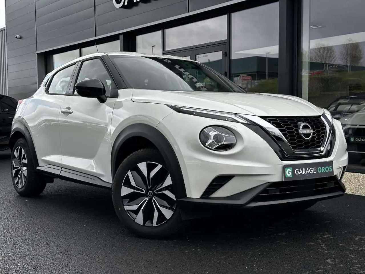 Photo 1 : Nissan Juke 2023 Petrol