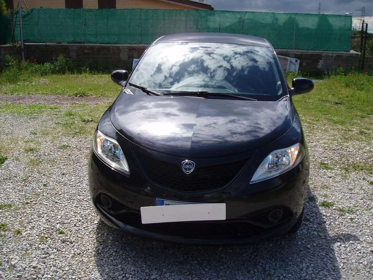 Photo 1 : Lancia Ypsilon 2019 Petrol